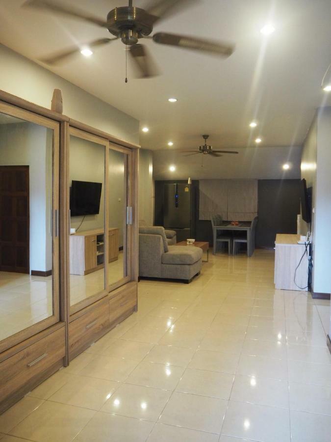 Beautiful 3 Bedroom Garden Villa Chalong Exterior photo