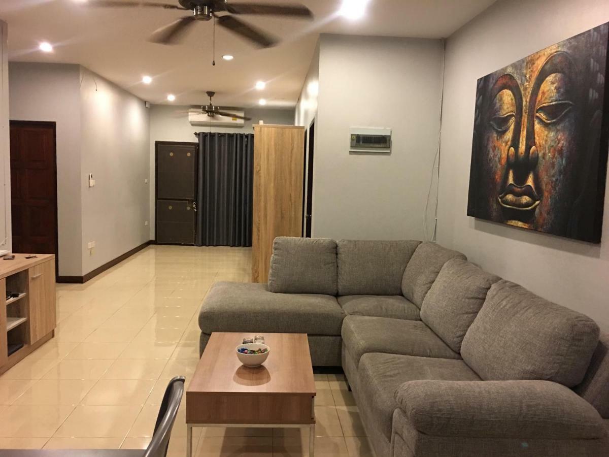 Beautiful 3 Bedroom Garden Villa Chalong Exterior photo